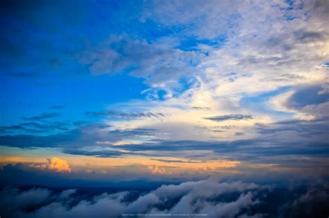 キャスコ花葉 天気 ～空の色と心の風景～