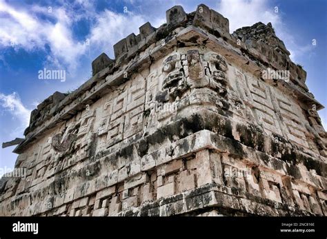 Sự Trỗi Dậy Của Chichen Itza - Một Trung Tâm tôn giáo và Chính trị Quan Trọng của Người Maya trong Thế Kỷ 12